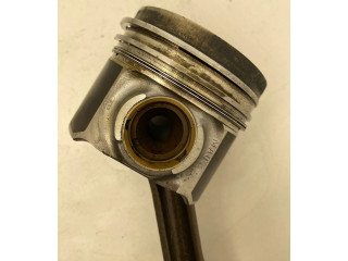  Поршень с шатуном AXD   Volkswagen Transporter - Caravelle T5  