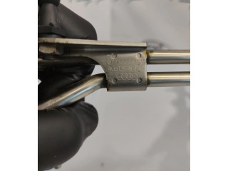 Vstřikovací lišta 077133681AA Audi A8 S8 D3 4E