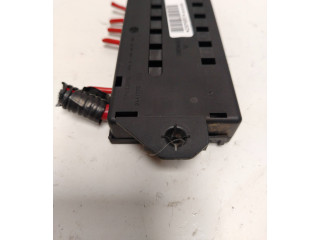 Блок предохранителей 9162323   Volvo V70    