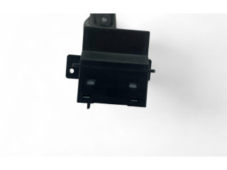 Ручка стеклоочистителей 31275360 Volvo V70