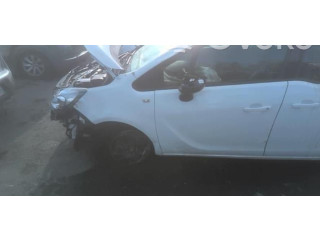 Зеркало электрическое Opel Meriva B 2010 - 2016 года