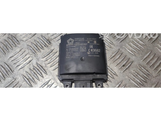 Датчик слепых зон 670100397 Maserati Levante