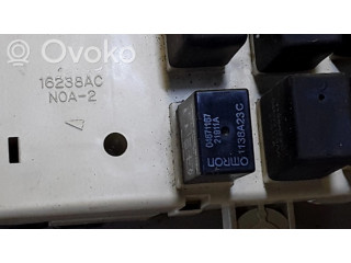 Pojistková skříňka 04602284AD, 16238AC Chrysler 300M 1999