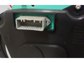 Панель приборов 216774992 Dacia Logan I