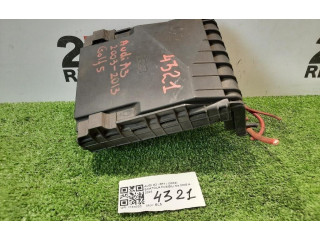 Блок предохранителей    Audi A3 S3 8P    