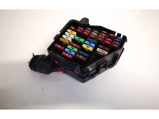 Блок предохранителей Skoda Octavia Mk1 (1U)