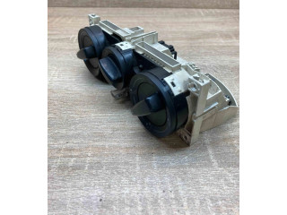 Блок управления климат-контролем 1U0819045   Skoda Octavia Mk1 (1U)