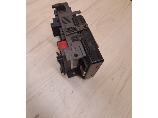 Pojistková skříňka 518095419 Renault Vel Satis 2005