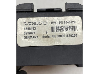 Блок предохранителей  8688153, 8645729   Volvo V70    