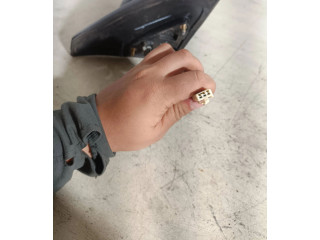 Зеркало электрическое Pontiac Vibe 2003 - 2008 года