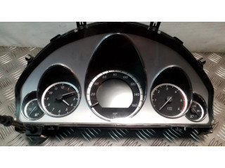 Přístrojová deska Mercedes-Benz E W212 2011 A2C53257171, A2129001508