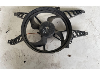 Вентилятор радиатора     8200966247    Renault Clio III 