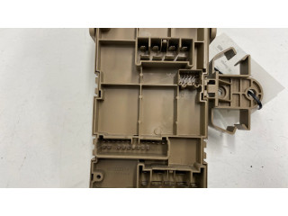 Блок предохранителей 82201FG010, 82201FG010 Subaru Forester SH