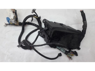 Блок предохранителей  8266253070, 82662-53070   Lexus IS 220D-250-350    