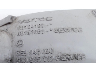 Задний фонарь правый 5E9945096, 5E9945112    Skoda Octavia Mk3 (5E)   2013-2019 года