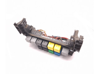 Блок предохранителей A1695450001, 550000570 Mercedes-Benz A W169