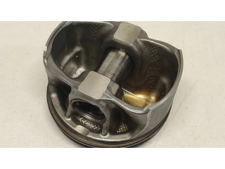 Píst 7846333 BMW M4 F82 F83 pro benzínový motor 3.0