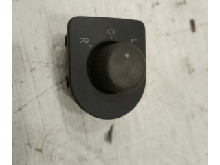 Přístrojová deska  Volkswagen New Beetle  1J1959565D  