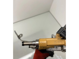 Vstřikovač 2325037010, 069073026 Toyota Auris 150