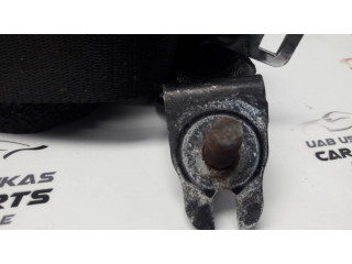 Задний ремень безопасности