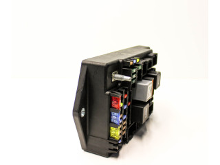 Блок предохранителей 6W8314A073BE Jaguar XK - XKR