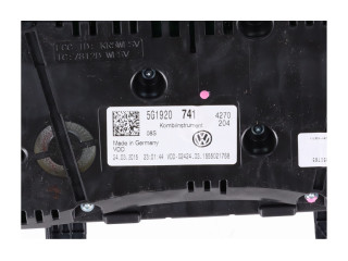 Панель приборов 5G1920741 Volkswagen Golf VII