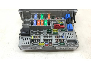 Блок предохранителей B010095000, 6906613 BMW 1 E81 E87