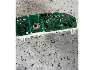 Přístrojová deska Toyota Corolla E90 1988