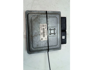 Блок управления двигателем ECU 06K907425C Audi Q3 8U