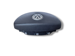 Подушка безопасности водителя 1C0880201M Volkswagen New Beetle