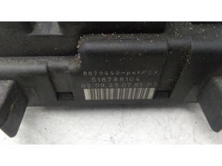 Блок предохранителей 8678449, 518788104 Volvo XC70