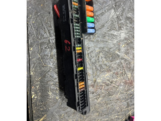 Блок предохранителей 6957330   BMW 5 E60 E61    