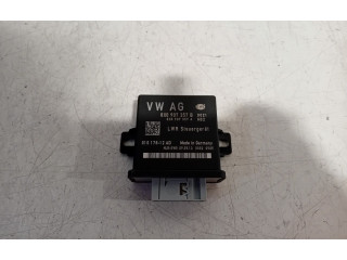 Блок управления двигателя    Audi Q3 8U