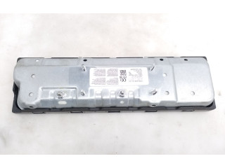 Подушка безопасности для колен 57C880841D Skoda Karoq