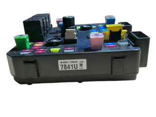 Pojistková skříňka 95137841, 7841U Opel Antara 2012