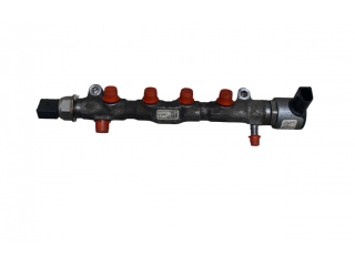 Топливная рампа 04L130089F Skoda Octavia Mk3 (5E) для двигателя DDYA