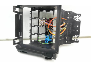 Блок предохранителей 6C0907371, 4H0951253 Skoda Fabia Mk3 (NJ)