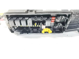 Блок предохранителей 04692114AC, 52561L Jeep Grand Cherokee (WK)