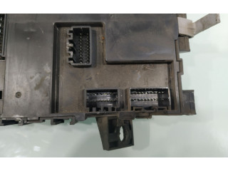 Блок предохранителей 954102CXXX   Hyundai Coupe    