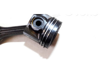 Поршень с шатуном 028h Volkswagen Golf III