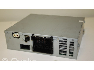 Радио/ проигрыватель CD/DVD / навигация