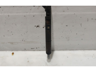 Vstřikovač 338014X500 KIA Carnival J3