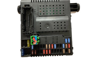 Блок предохранителей 30765149, 00005989758   Volvo V70    