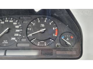 Přístrojová deska BMW 5 E34 1991 13888019, 1388801