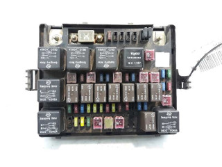 Pojistková skříňka Řídící jednotka BSM 8212008B10 SsangYong Rexton 2004