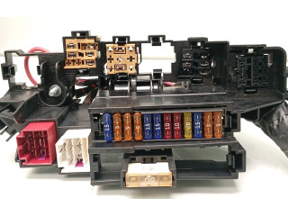 Блок предохранителей  8K2937503, 4E0907282A   Audi A5 8T 8F    