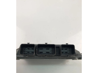 Řídící jednotka 8200774747, S120200113A   Renault Twingo I 2000