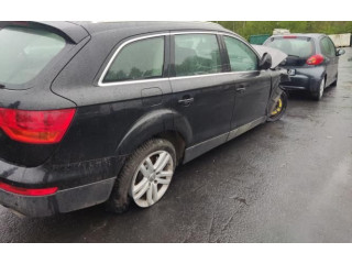 Přístrojová deska Audi Q7 4L 2009 4L0920931D