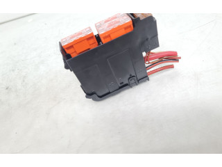 Блок предохранителей 4L0941824 Audi A1