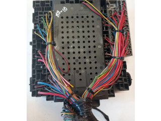 Блок предохранителей  9162316   Volvo V70    